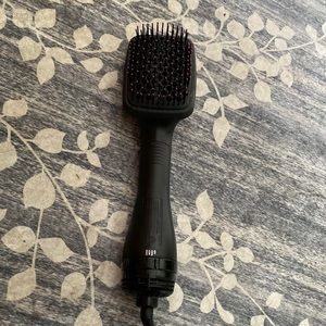 Revlon hairdryer/ styler